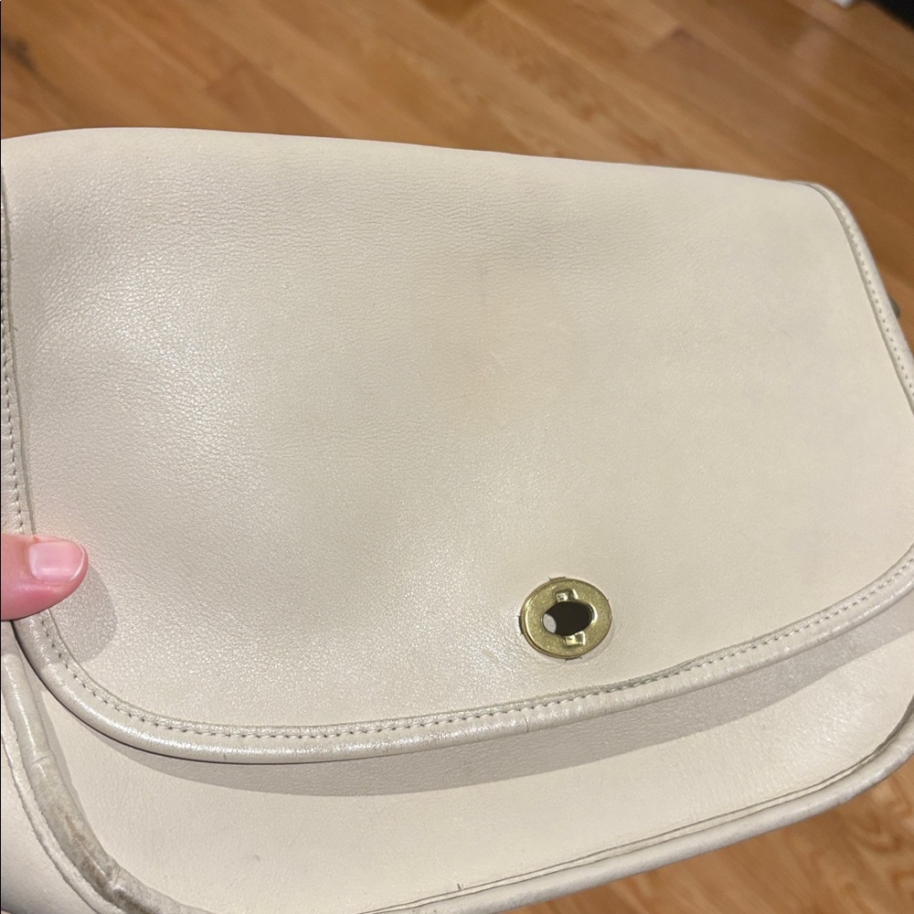 Vintage Coach Cream Crossbody Bag